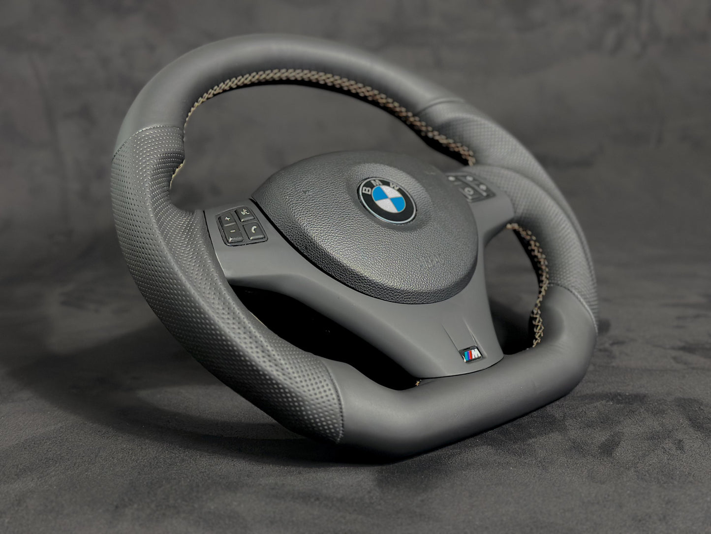 BMW E9x E8x Steering Wheel Napa/Perforated Leather